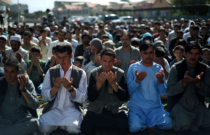 به‌ وێنه‌.. موسڵمانانى جيهان جه‌ژن پيرۆز ده‌كه‌ن